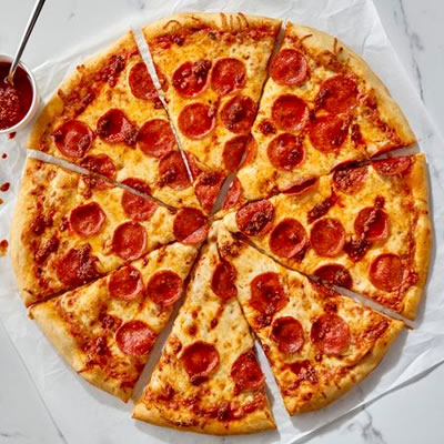 Pizza pepperoni mediana